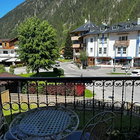 Center Guest house Mayrhofen
